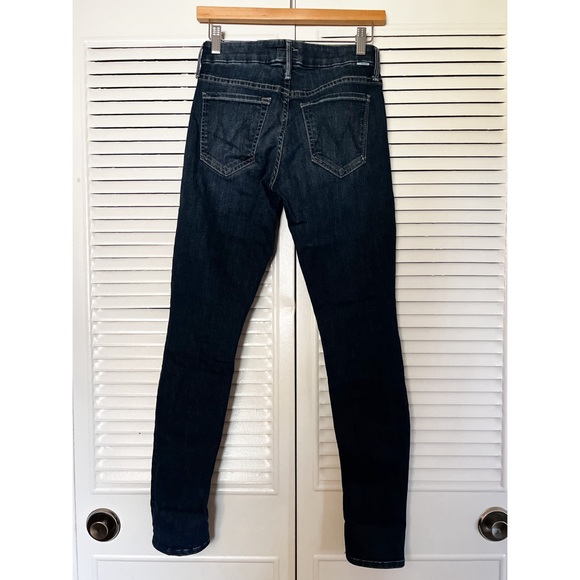 Mother | The Looker Skinny Jeans in Here Kitty, Kitty Dark Wash - Picture 2 of 9